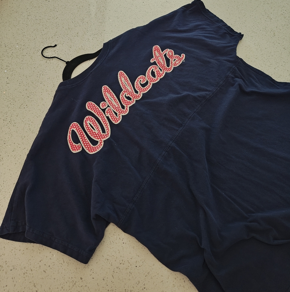 University Of Arizona Wildcats Spirit Polka Dot Shirt Sz M